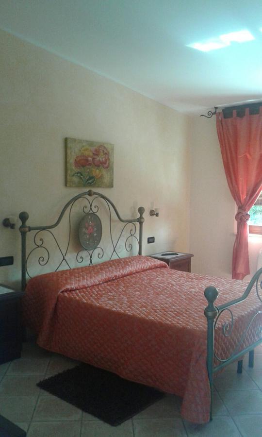 B & B Oasi Rosciano  Exterior photo